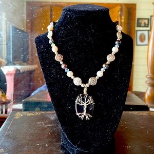 Handmade freshwater pearl necklace